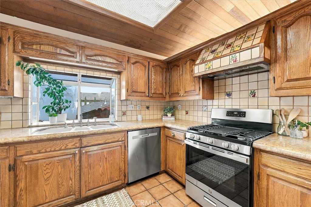 3875 Bluff Property Photo 15