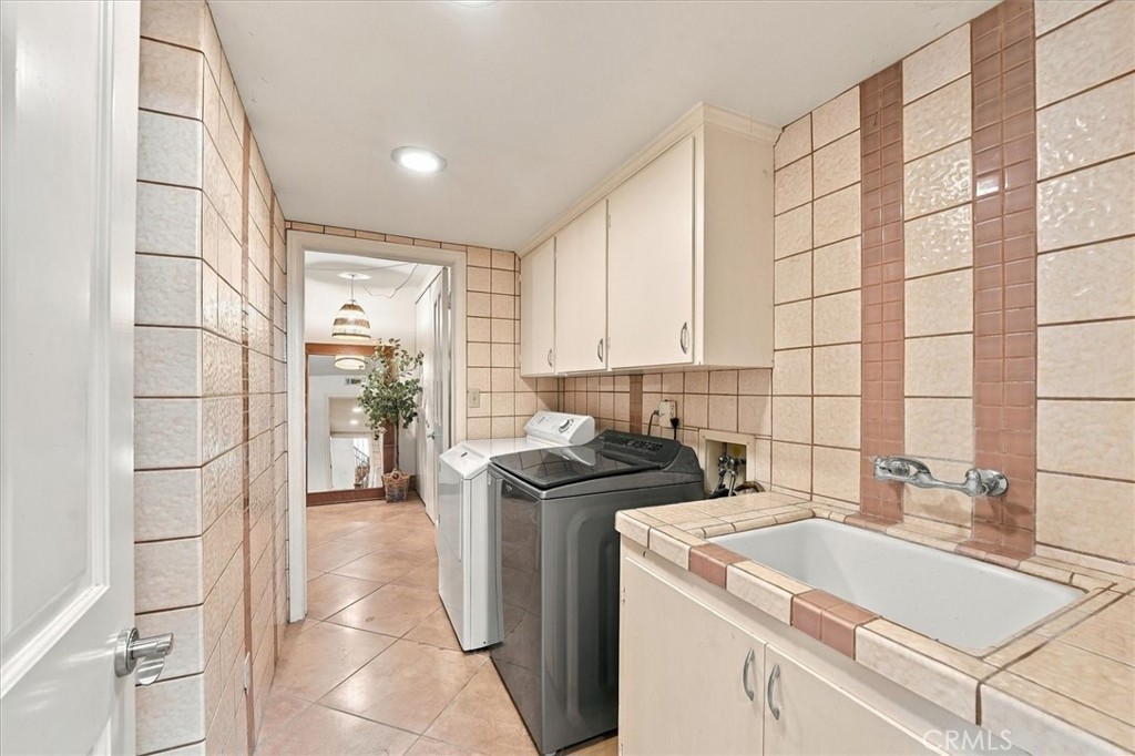 3875 Bluff Property Photo 33