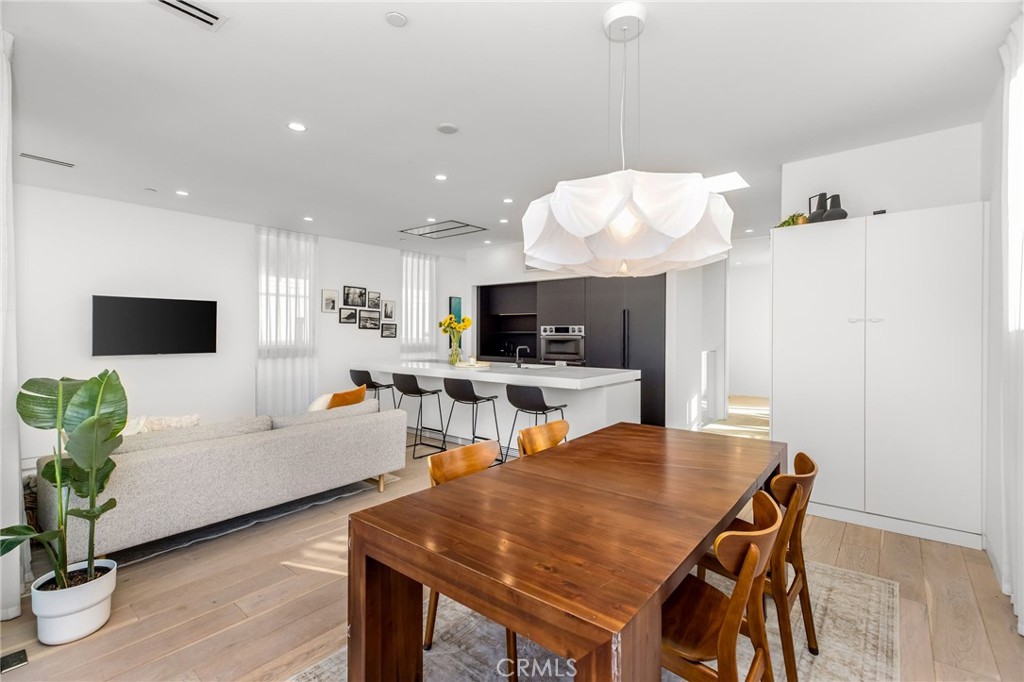 442 23rd Place Property Photo 12