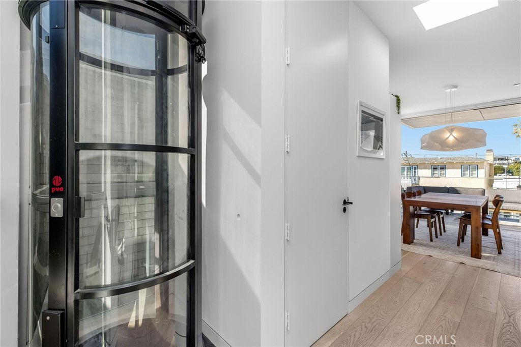 442 23rd Place Property Photo 13