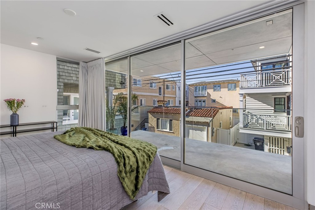 442 23rd Place Property Photo 15