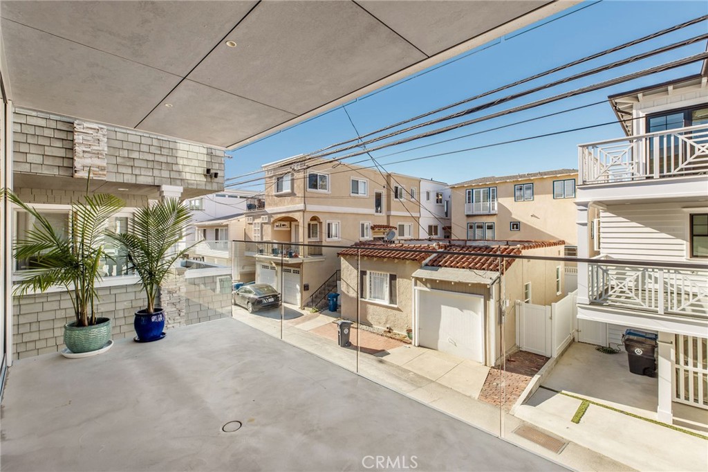 442 23rd Place Property Photo 17