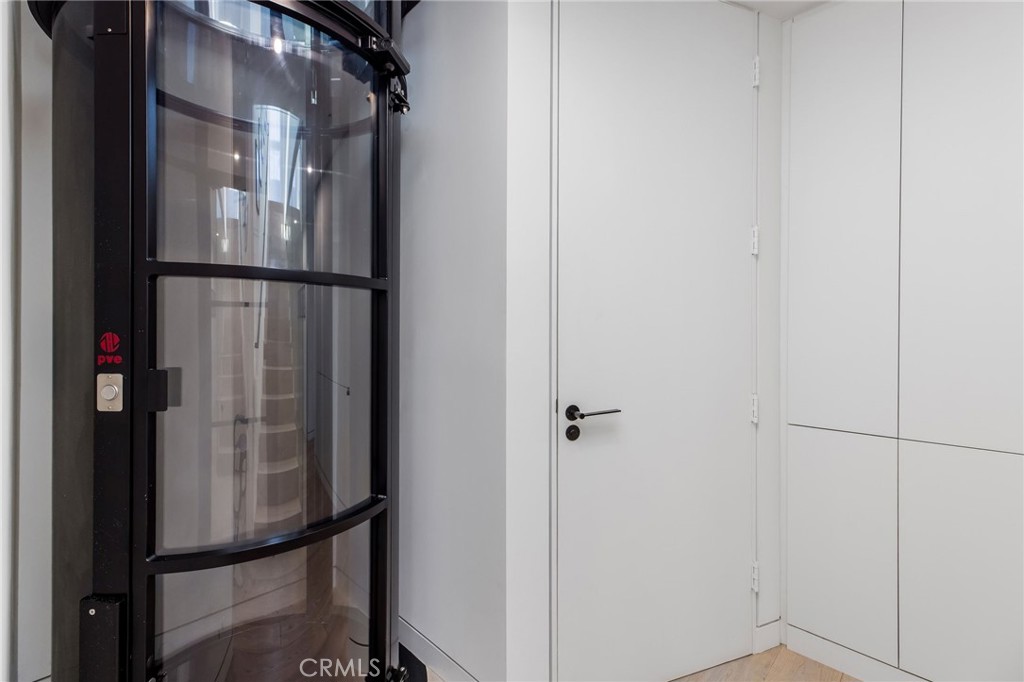 442 23rd Place Property Photo 23