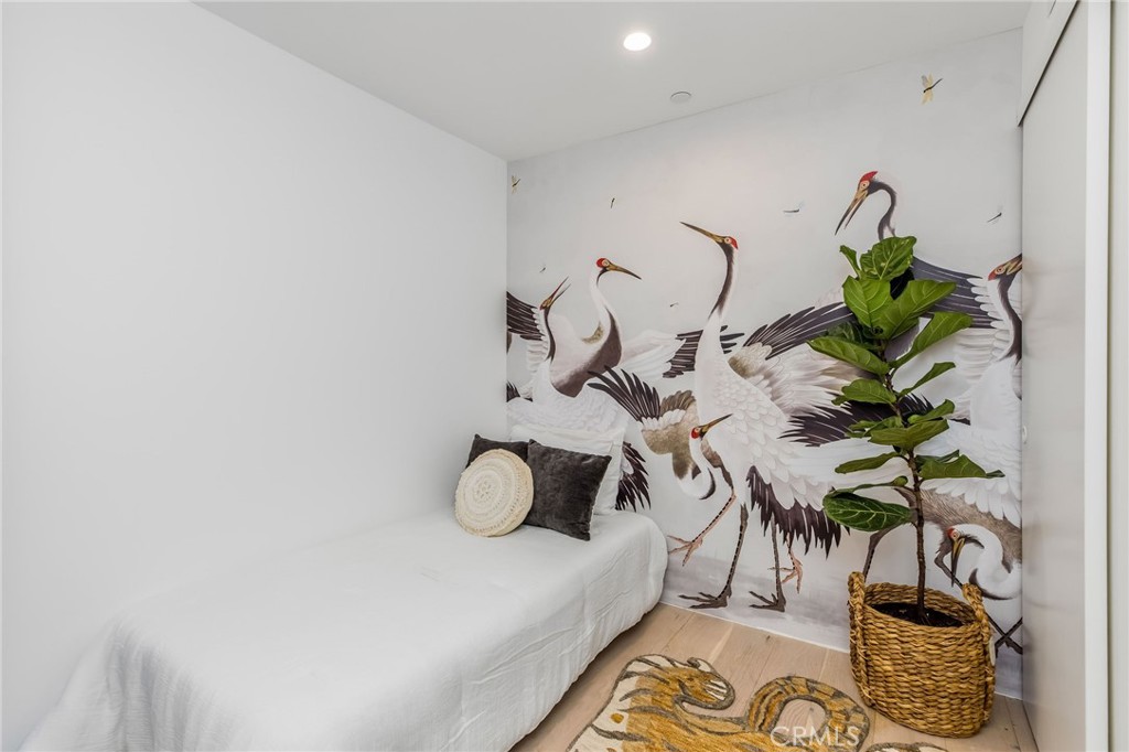 442 23rd Place Property Photo 28