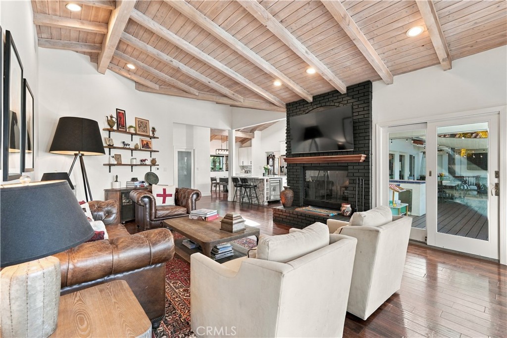 6201 Picardie Property Photo 10