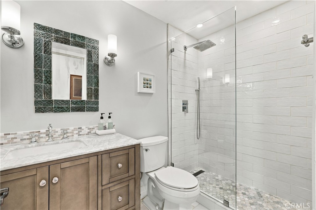 6201 Picardie Property Photo 36