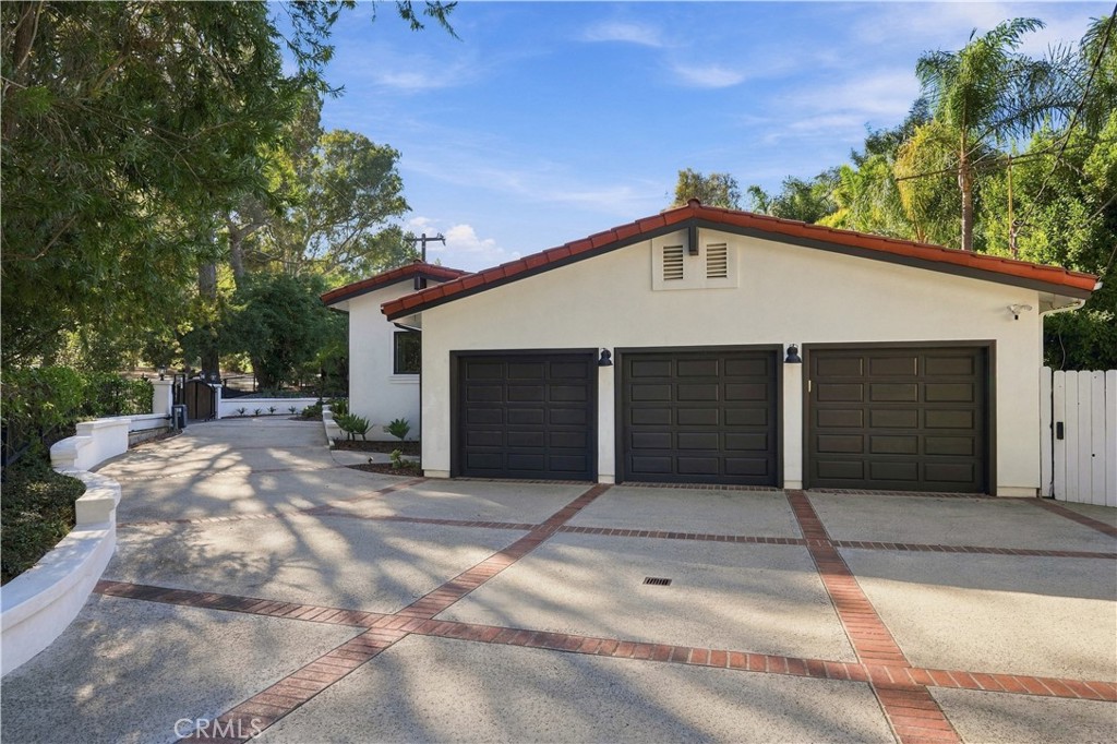 6201 Picardie Property Photo 64