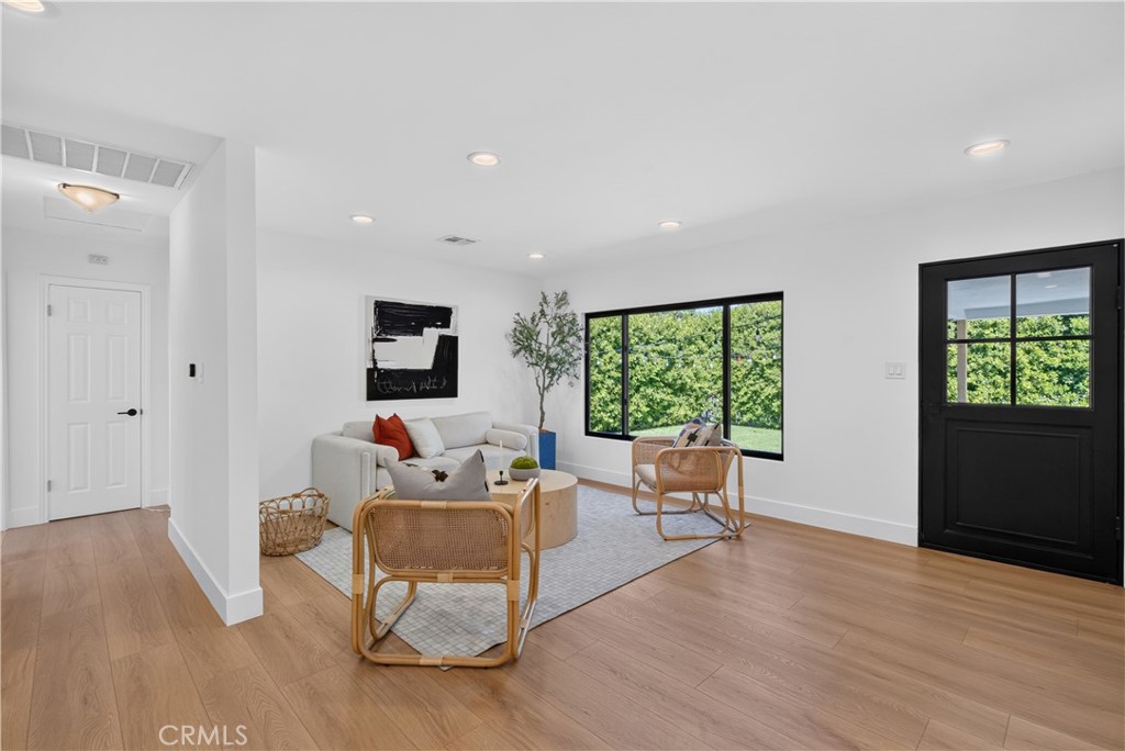 16912 Marlin Place Property Photo 8