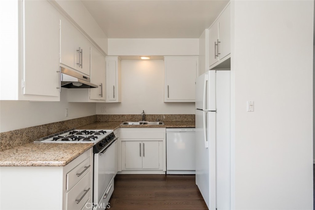 4653 Fulton Property Photo 6