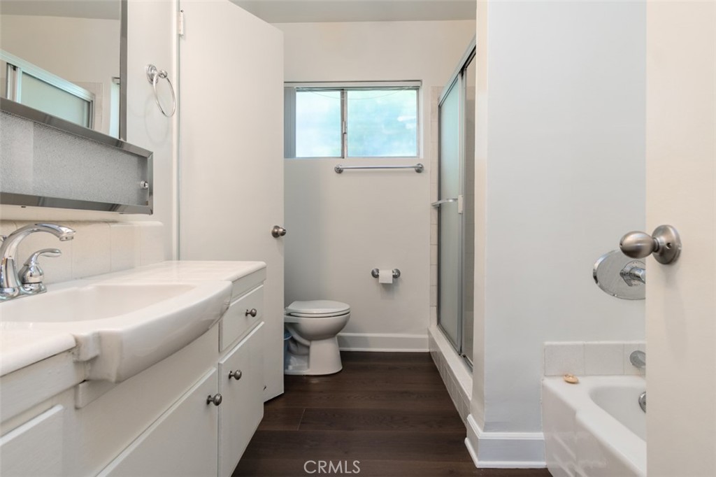4653 Fulton Property Photo 10