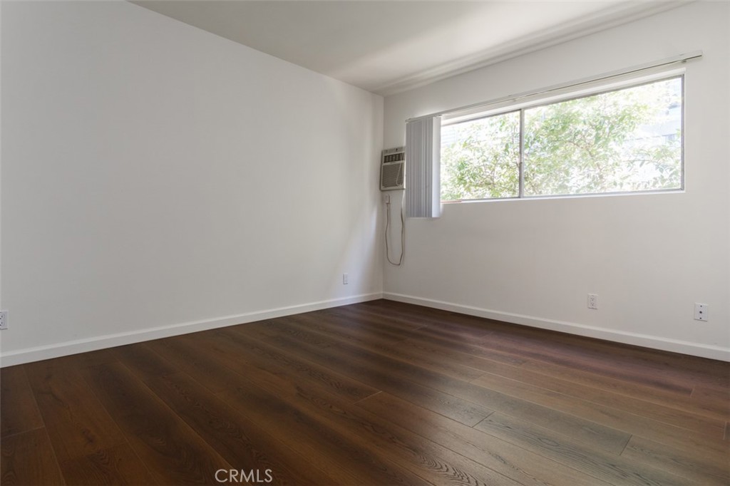 4653 Fulton Property Photo 12
