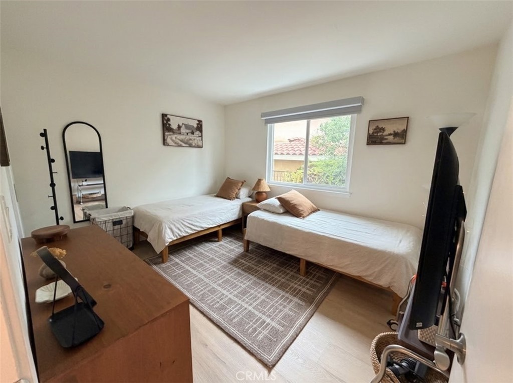 28623 Coveridge Property Photo 6