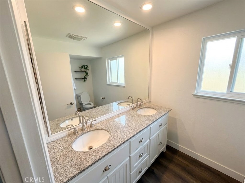 28623 Coveridge Property Photo 10