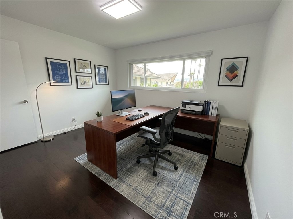 22711 Maple B Property Photo 16