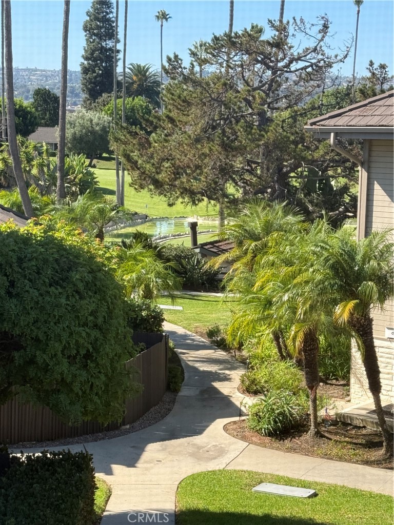 22711 Maple B Property Photo 31