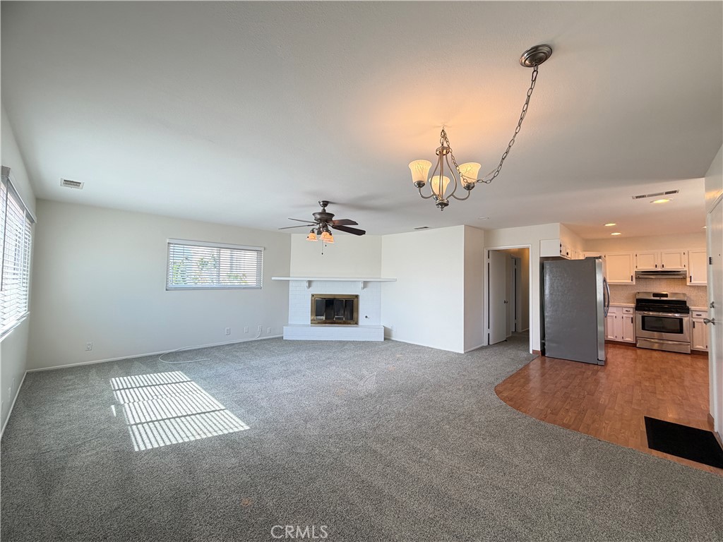 2103 Clark Lane B Property Photo 4
