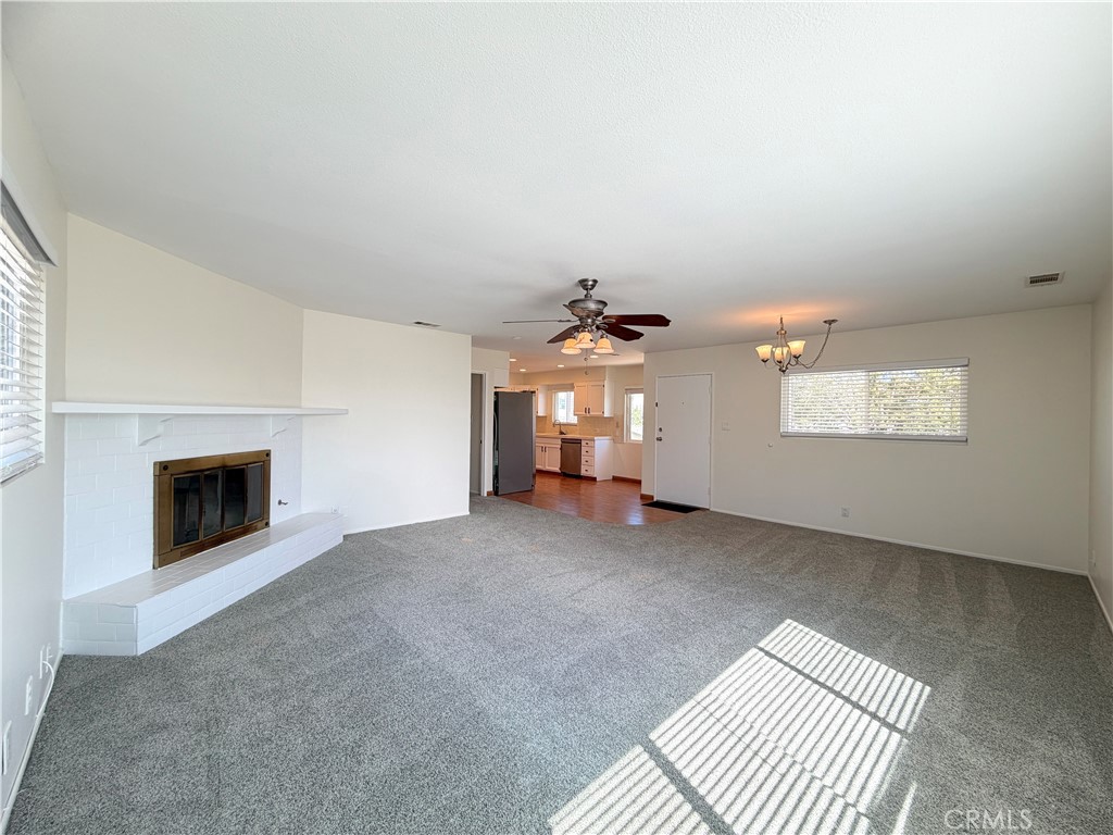 2103 Clark Lane B Property Photo 5