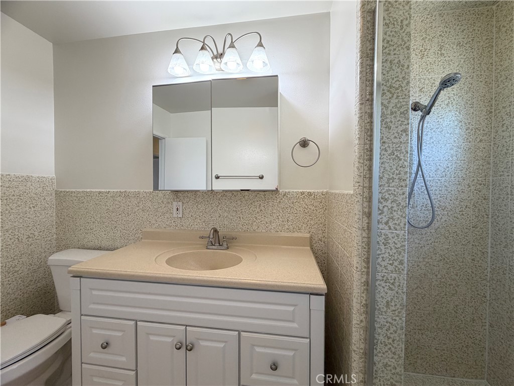 2103 Clark Lane B Property Photo 16
