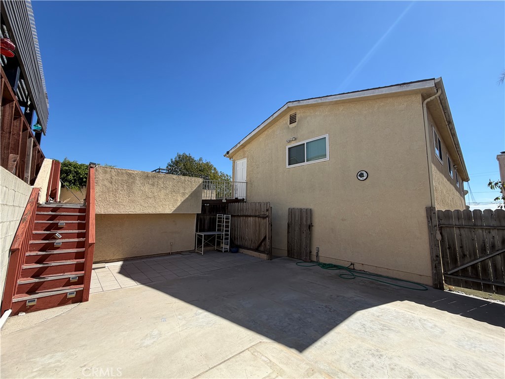 2103 Clark Lane B Property Photo 23