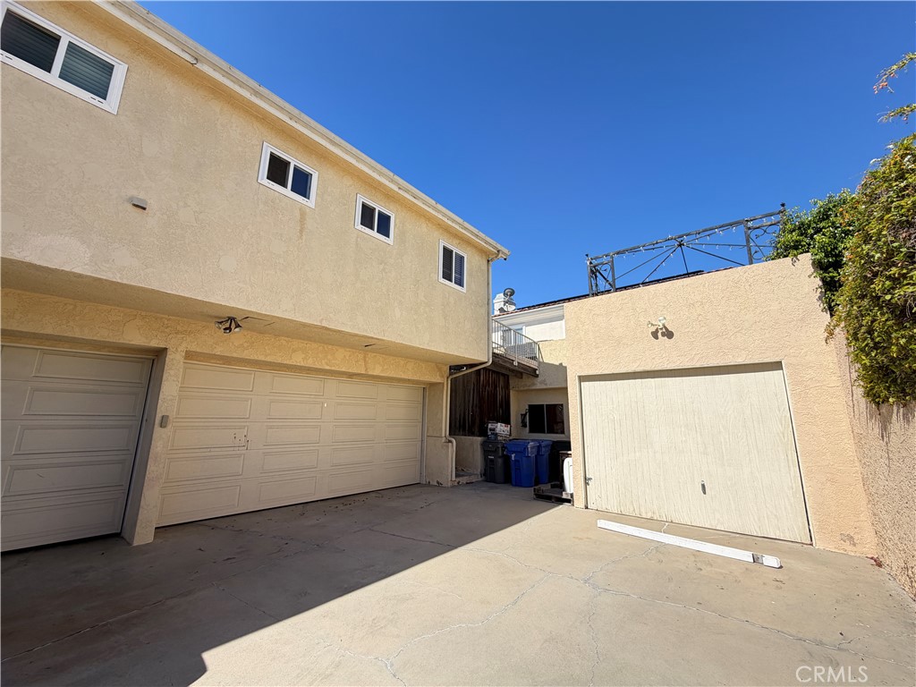 2103 Clark Lane B Property Photo 24
