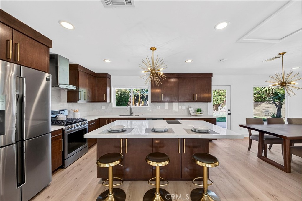 2037 245th Street Property Photo 1
