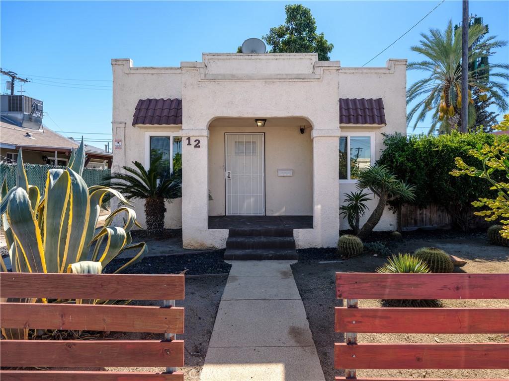 12 E 53rd Property Photo 1