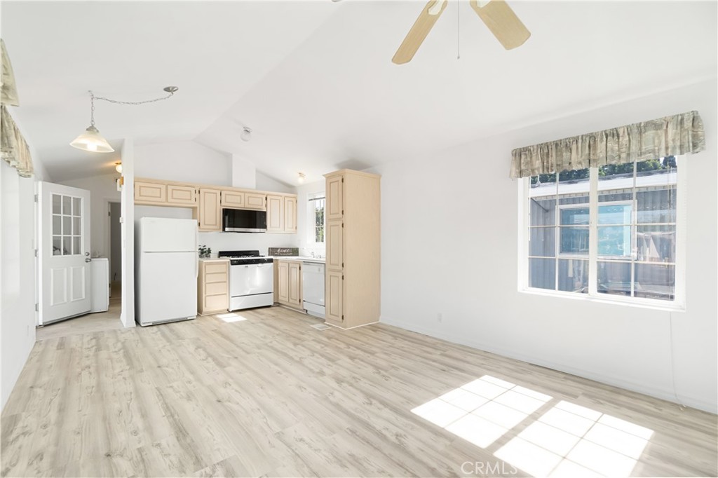 2350 250 Street 6 Property Photo 6