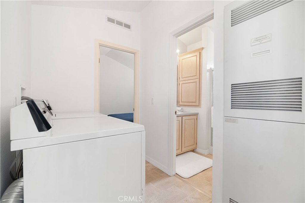 2350 250 Street 6 Property Photo 14