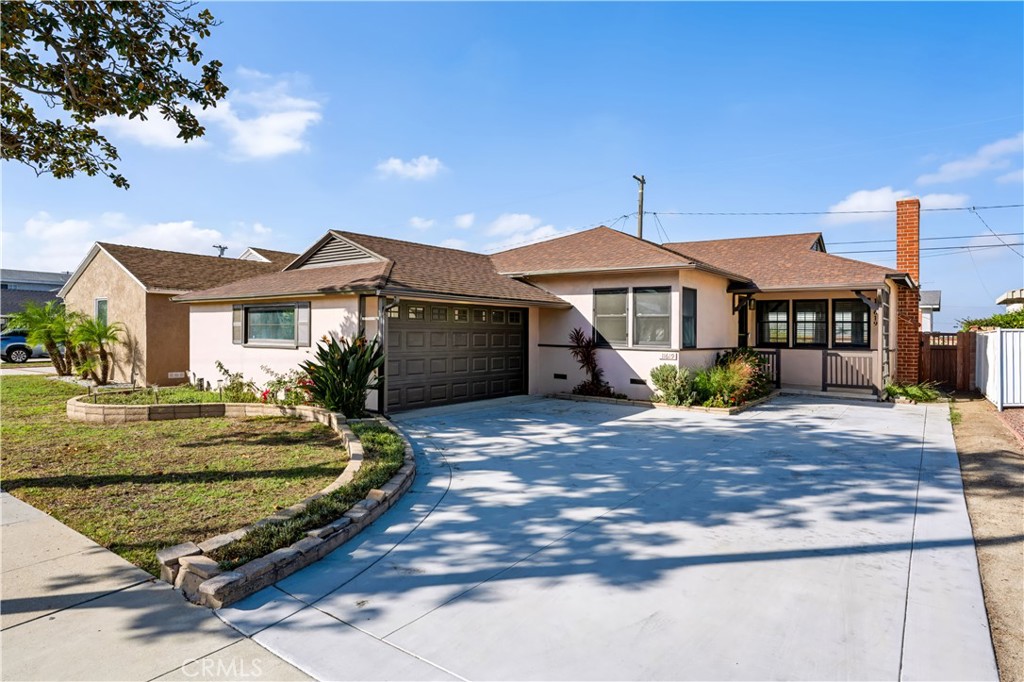 11619 Tarron Avenue Property Photo 1