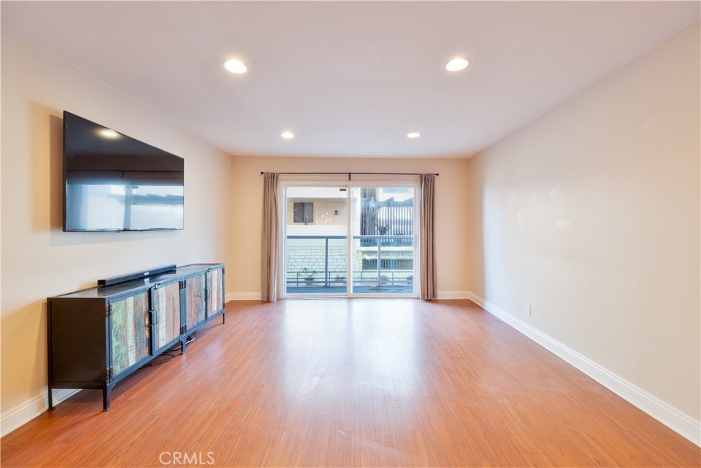 15 15th Street 8 Property Photo 4