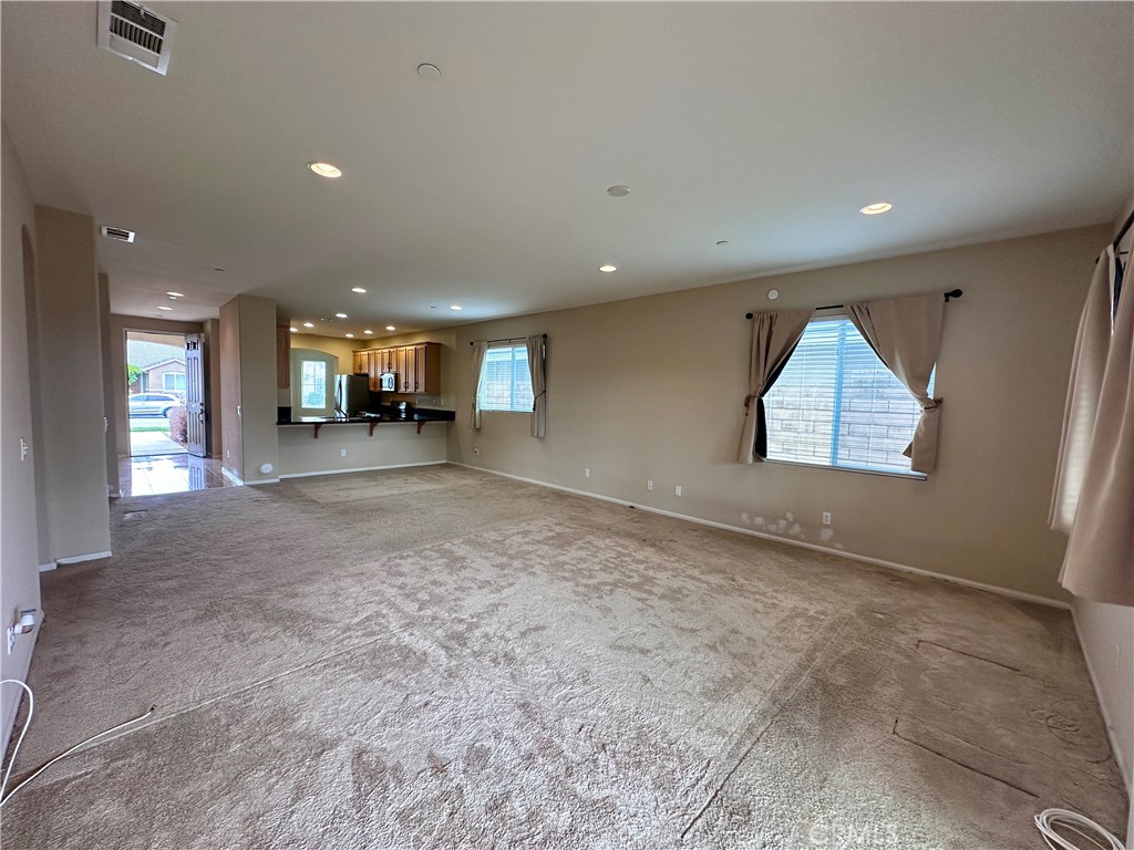 3127 W Penny Lane Property Photo 3