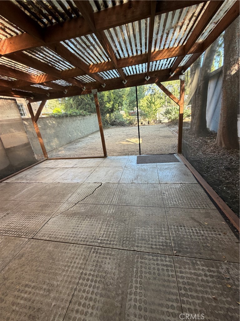 1110 S Los Robles Property Photo 19