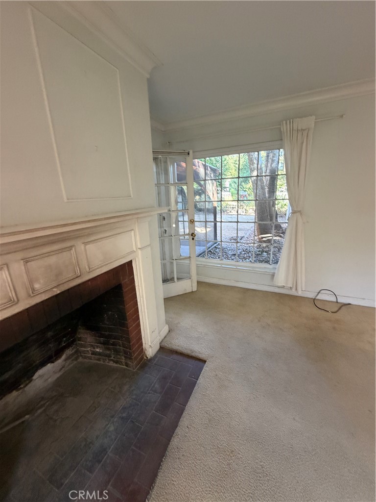 1110 S Los Robles Property Photo 25