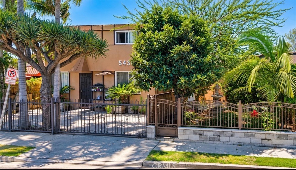 5458 Smiley Property Photo 1