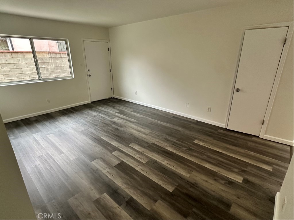 5458 Smiley Property Photo 6