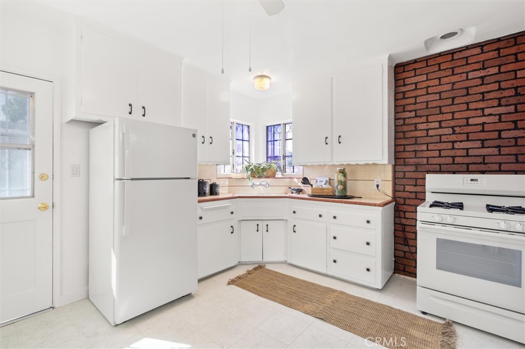 728 Mar Vista Avenue Property Photo 13
