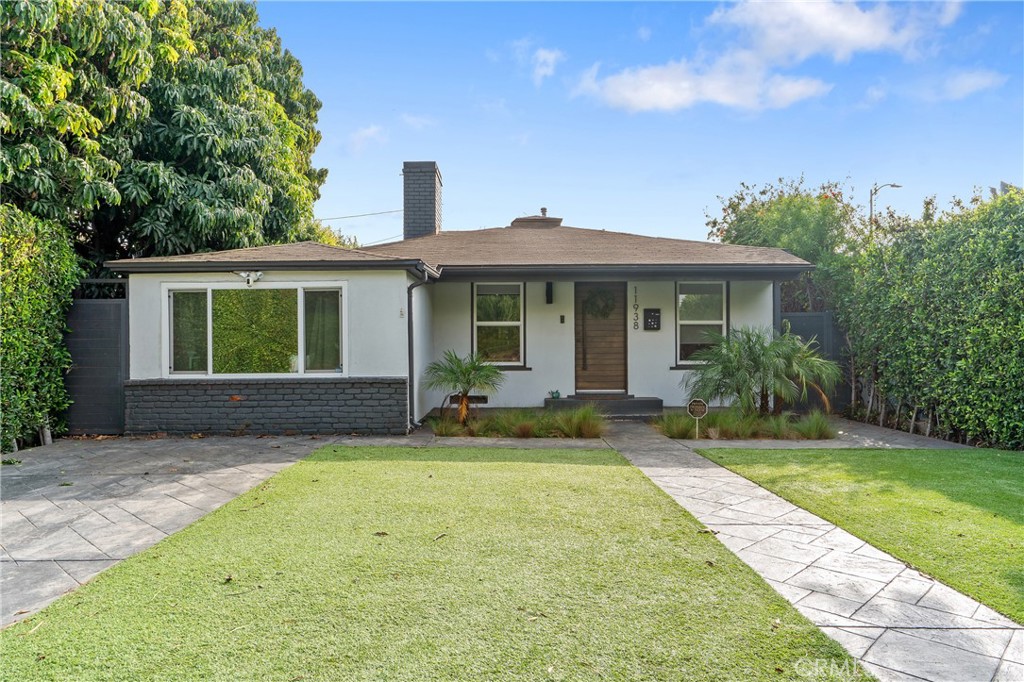 11938 Exposition Boulevard Property Photo 1