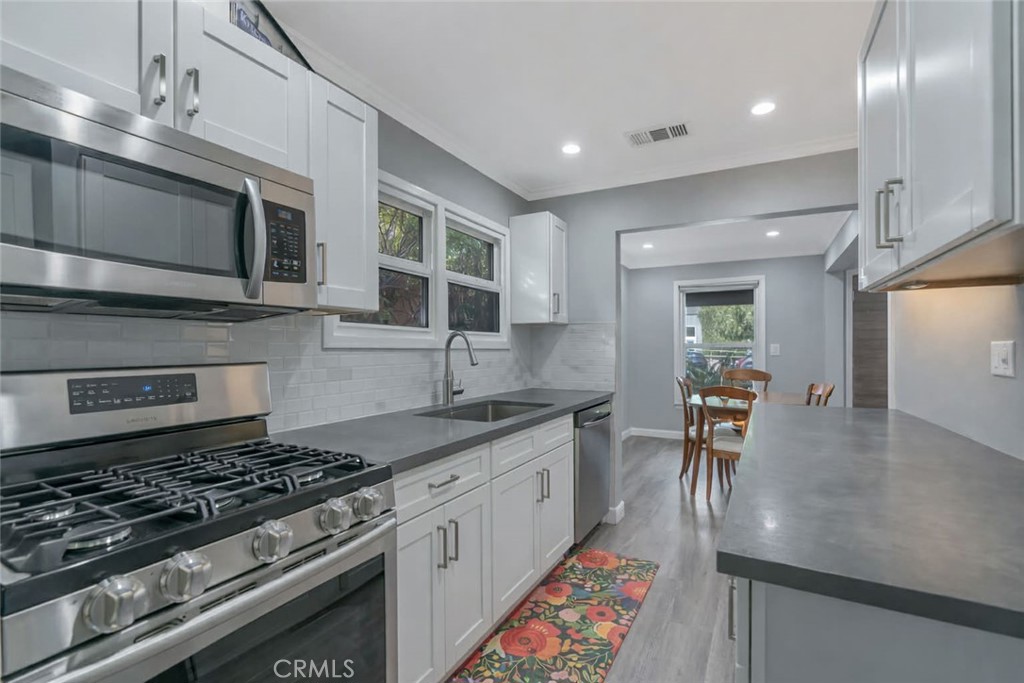 11938 Exposition Boulevard Property Photo 2