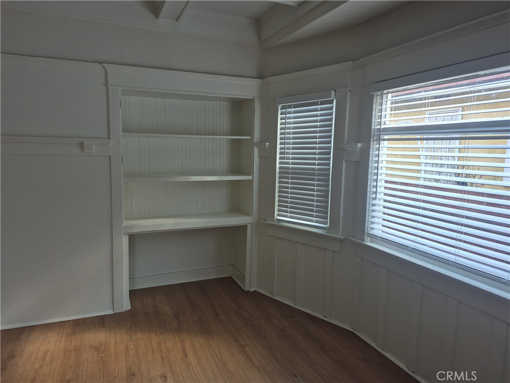 5856 S Olive Property Photo 4