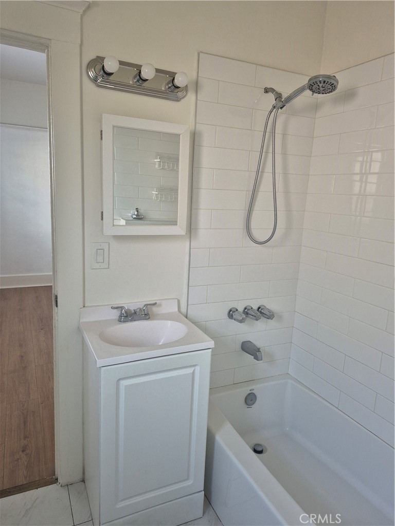 5856 S Olive Property Photo 10