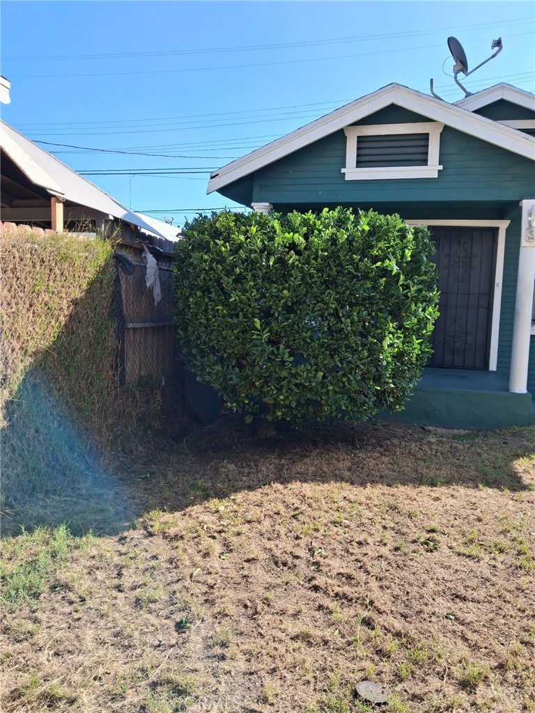 5856 S Olive Property Photo 22