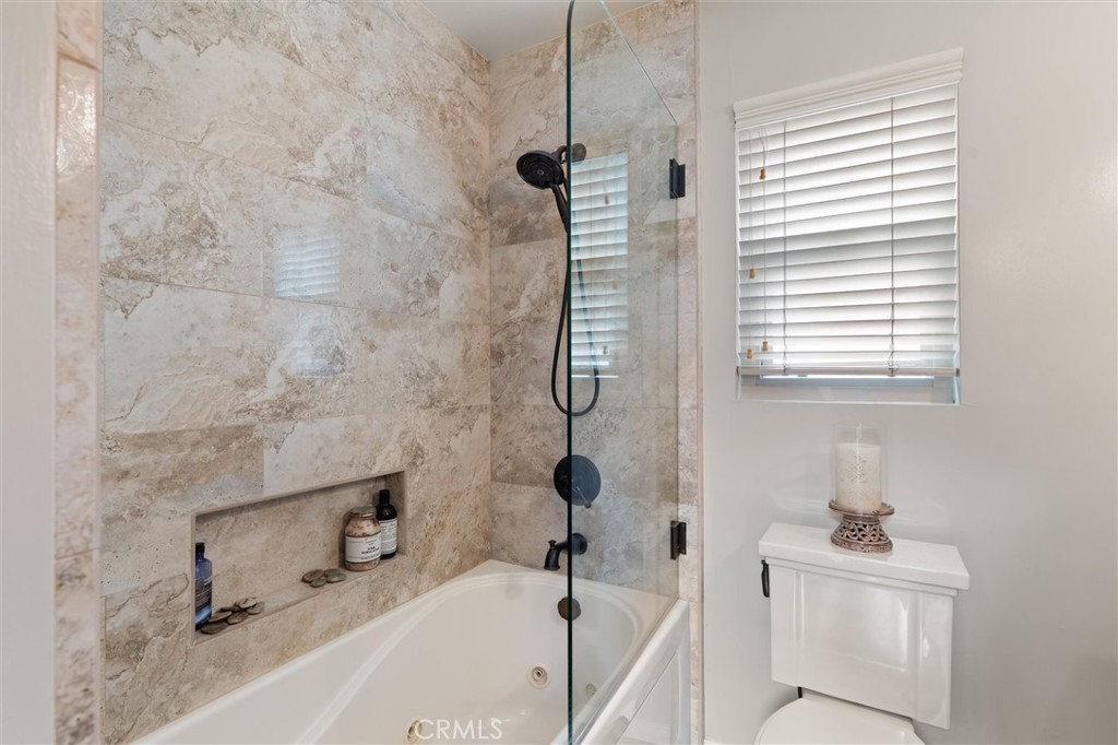412 Manhattan Avenue Property Photo 12