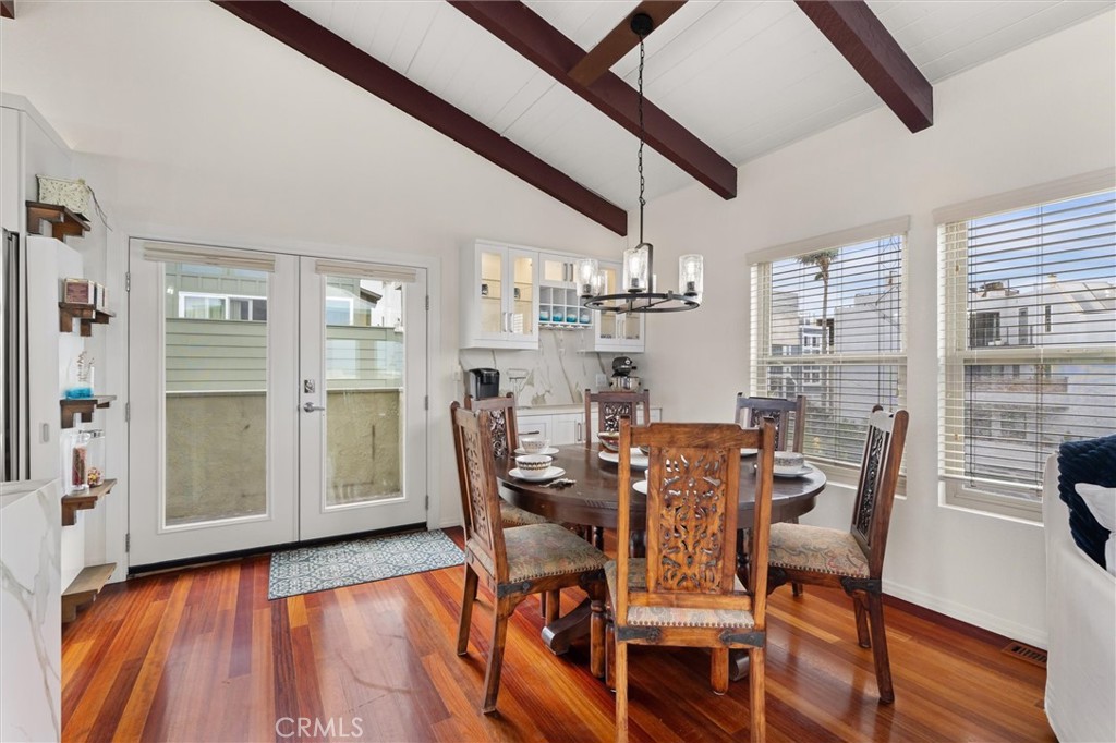 412 Manhattan Avenue Property Photo 18