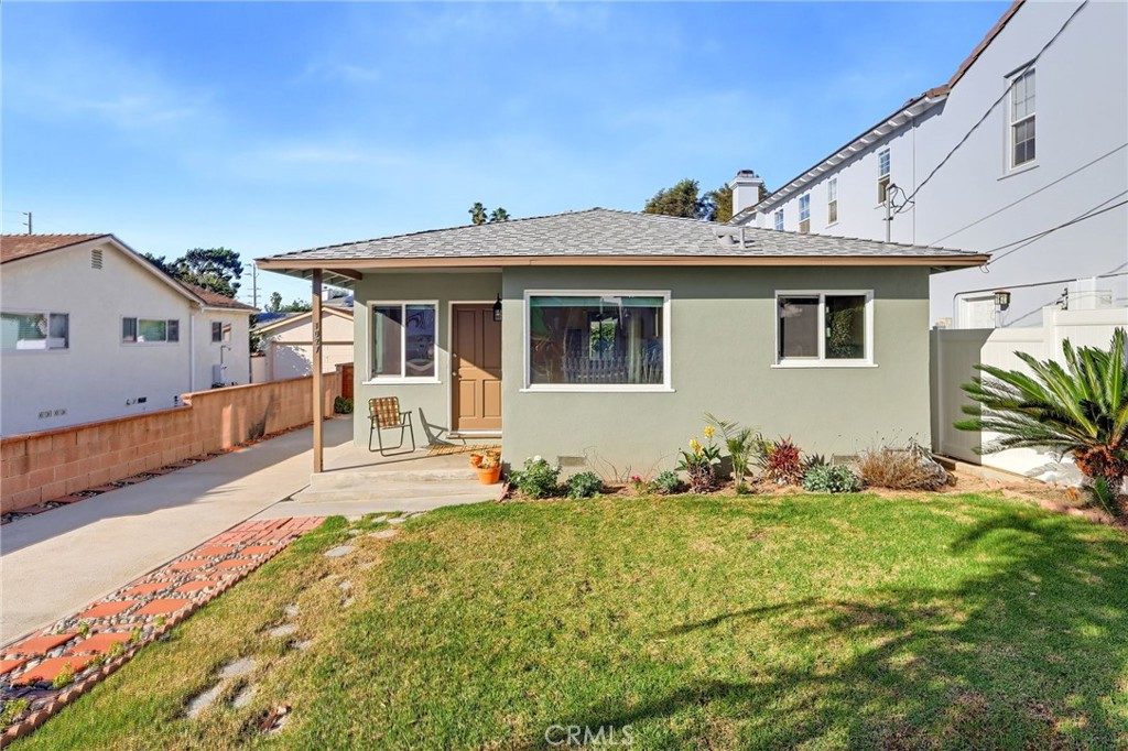 1027 Avenue C Property Photo 1