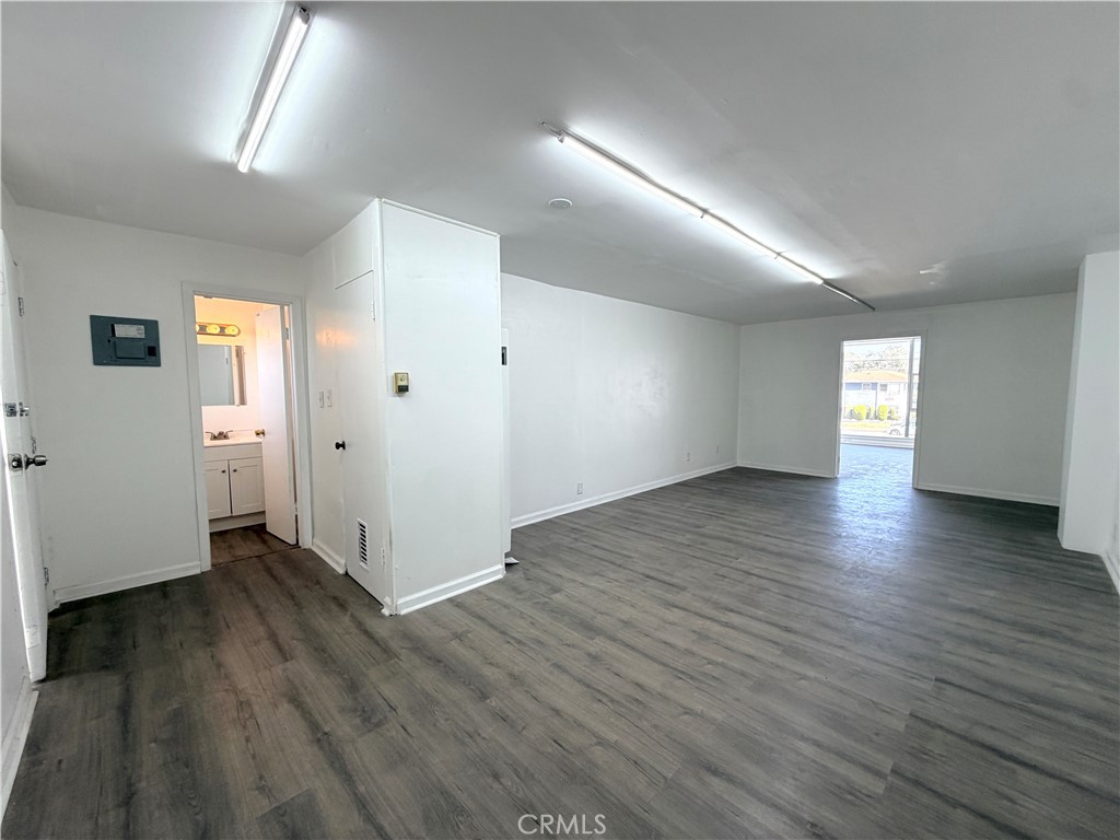 2604 W Imperial Highway B Property Photo 1