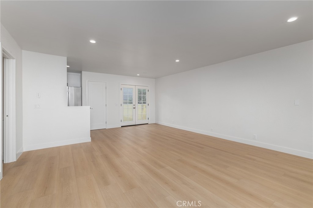 216 Sheldon Street 2 Property Photo 3