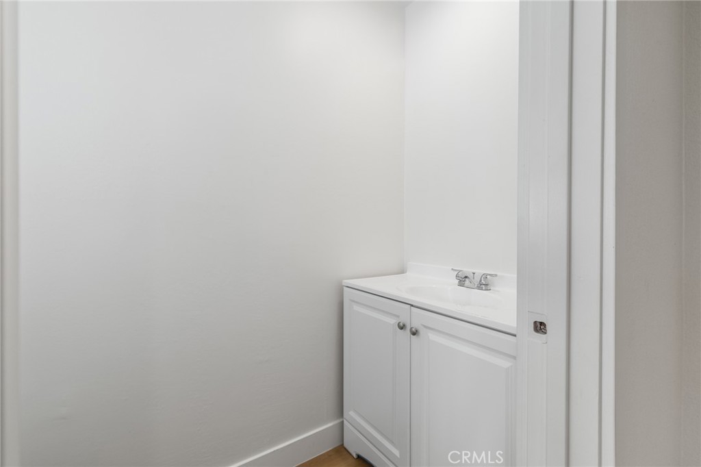 216 Sheldon Street 2 Property Photo 10