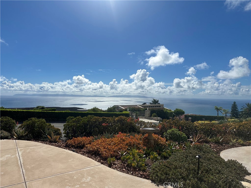 42 Oceanaire Drive Property Photo 1