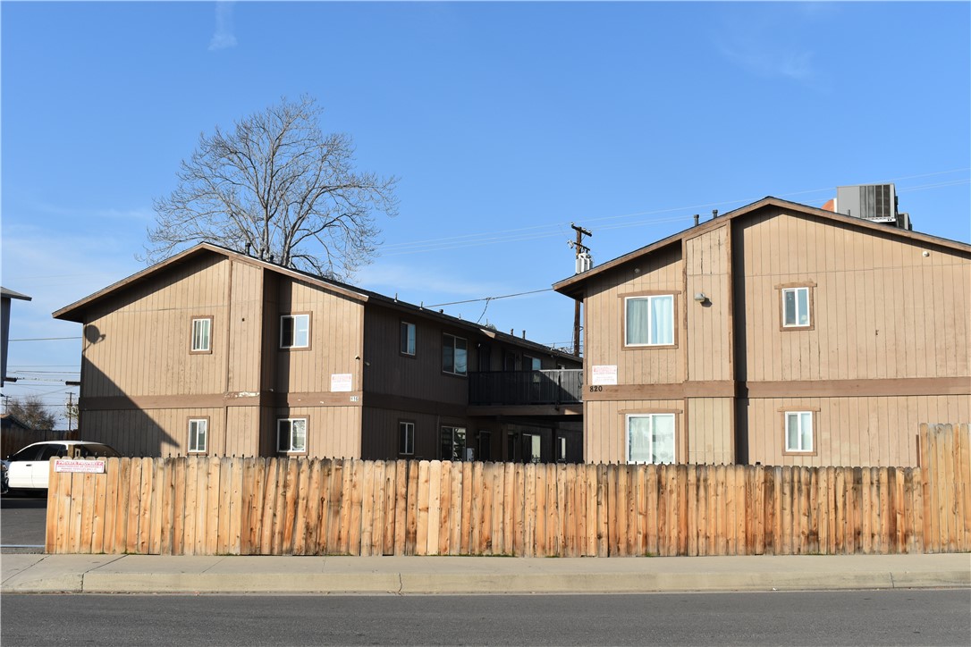 816 East 19th Street Property Photo 1