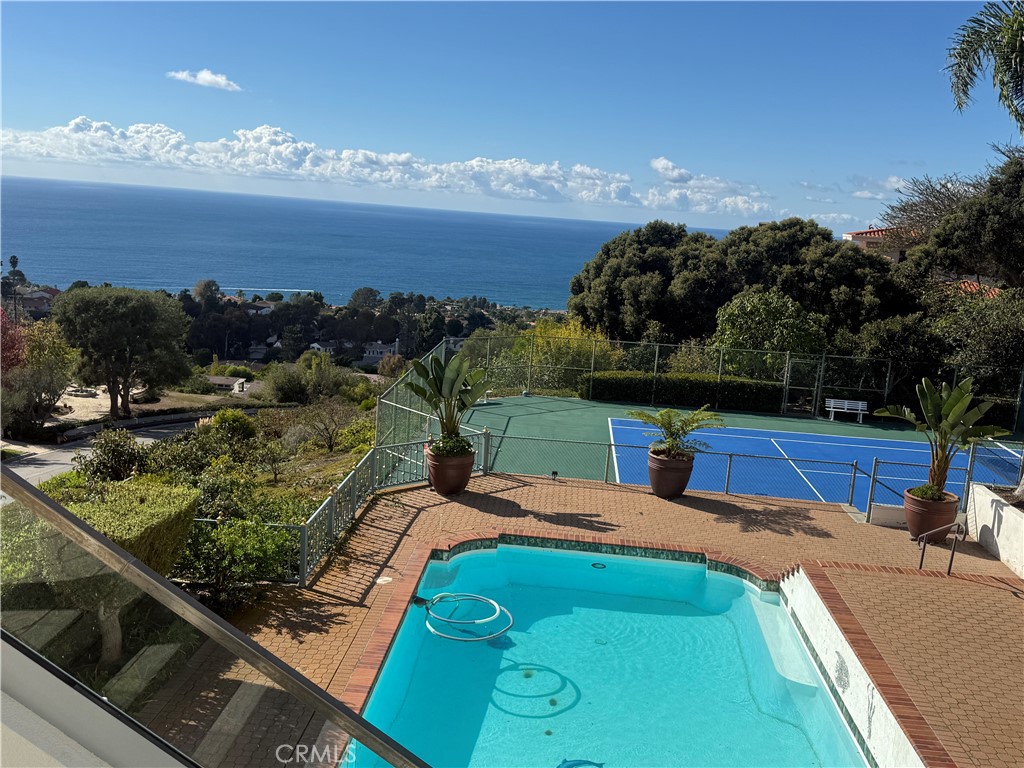 2725 Via Victoria Property Photo 1